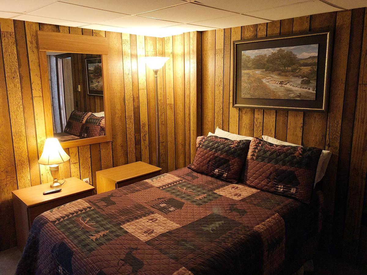 Shore Meadows Lodge Llc Λίμνη George Εξωτερικό φωτογραφία