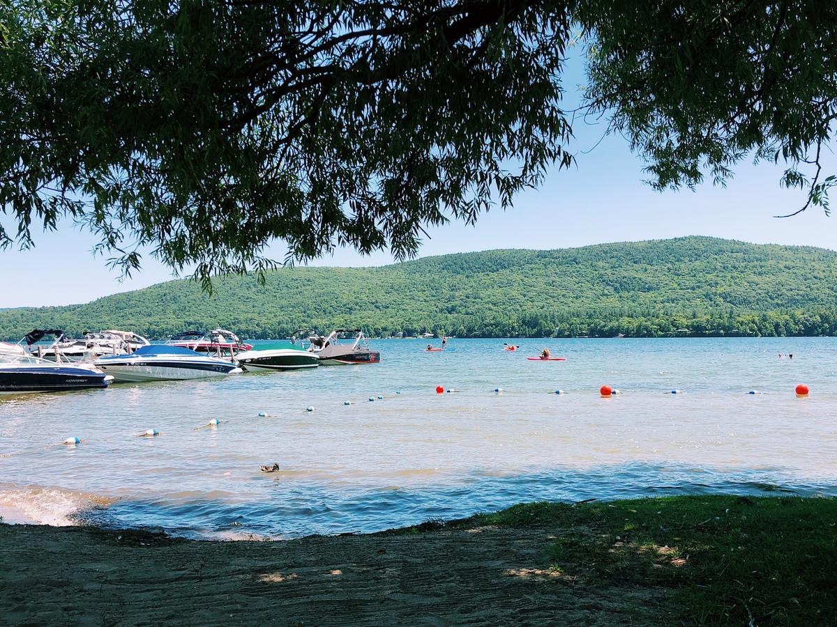 Shore Meadows Lodge Llc Λίμνη George Εξωτερικό φωτογραφία